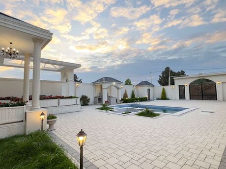 5 otaqlı həyət evi/bağ evi - Mərdəkan q. - 260 m²