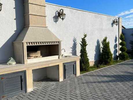 4 otaqlı həyət evi/bağ evi - Şüvəlan q. - 170 m²