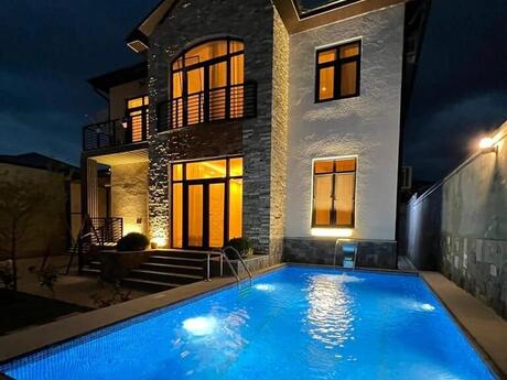6 otaqlı həyət evi/bağ evi - Şəki - 250 m²