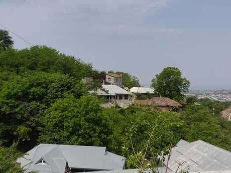 4 otaqlı həyət evi/bağ evi - Şəki - 100 m²