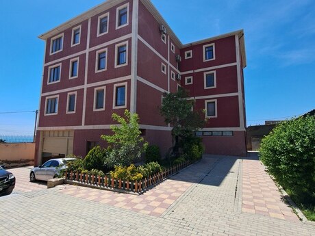 Объявление №4329914 - Баку, пос. Бадамдар, 4-комн., 163 м², 3/4 этаж