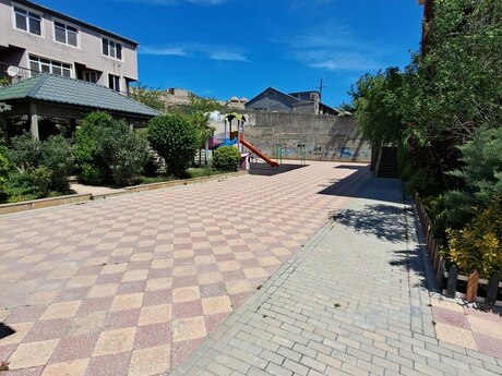 4 otaqlı köhnə tikili - Badamdar q. - 163 m²