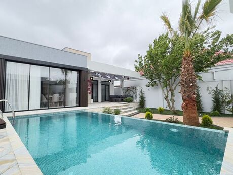 5 otaqlı həyət evi/bağ evi - Mərdəkan q. - 220 m²