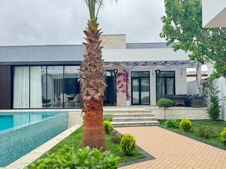 5 otaqlı həyət evi/bağ evi - Mərdəkan q. - 220 m²