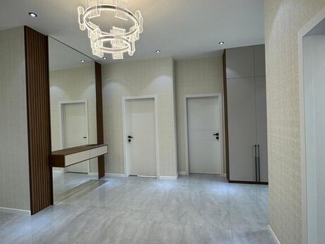 4 otaqlı həyət evi/bağ evi - Şüvəlan q. - 160 m²