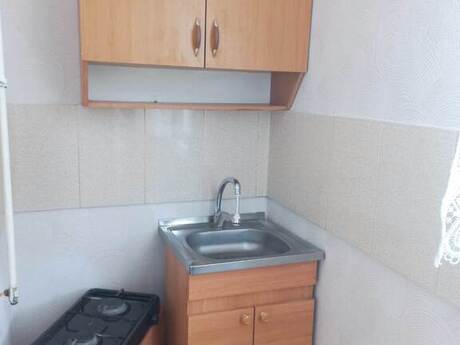 2 otaqlı köhnə tikili - Azadlıq Prospekti m. - 45 m²