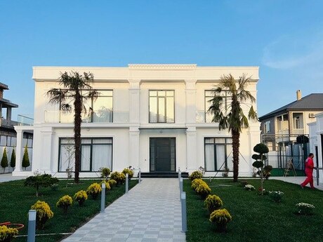 6 otaqlı həyət evi/bağ evi - Mərdəkan q. - 380 m²