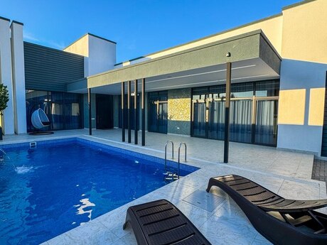 5 otaqlı həyət evi/bağ evi - Mərdəkan q. - 300 m²