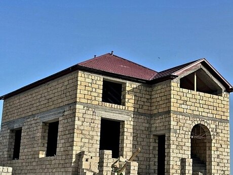 5 otaqlı həyət evi/bağ evi - Badamdar q. - 400 m²