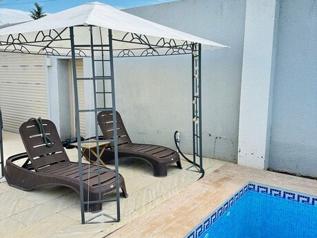 4 otaqlı həyət evi/bağ evi - Mərdəkan q. - 230 m²