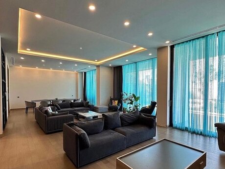 6-комн. дом/дача - пос. Бильгях - 400 м²