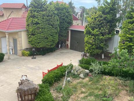 5 otaqlı həyət evi/bağ evi - Mərdəkan q. - 200 m²