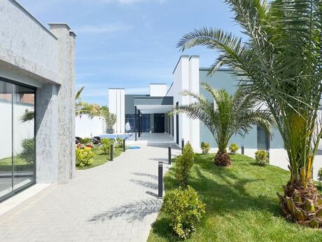 6 otaqlı həyət evi/bağ evi - Mərdəkan q. - 300 m²