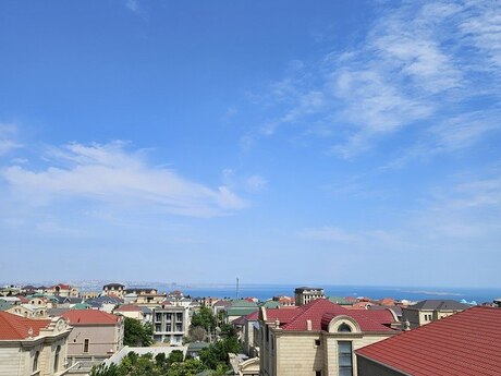 9 otaqlı həyət evi/bağ evi - Səbail r. - 800 m²