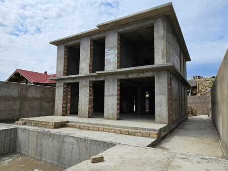 5 otaqlı həyət evi/bağ evi - Şıxov q. - 500 m²