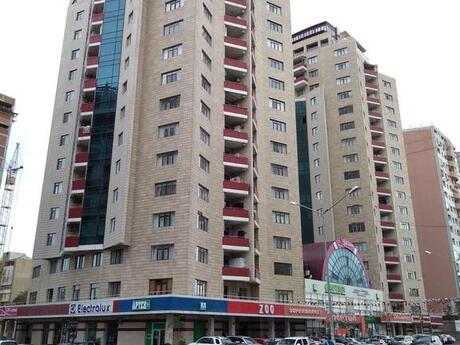 3 otaqlı yeni tikili - 8 Noyabr m. - 165 m²
