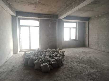 3 otaqlı yeni tikili - 8 Noyabr m. - 165 m²
