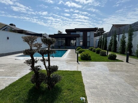 5 otaqlı həyət evi/bağ evi - Buzovna q. - 210 m²