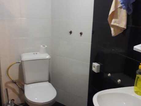 Obyekt - Elmlər Akademiyası m. - 33 m²