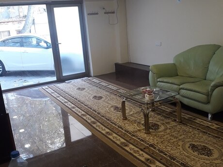 Obyekt - Elmlər Akademiyası m. - 33 m²
