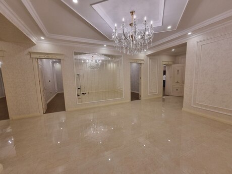 4 otaqlı mənzil, 205 m², 28 May: 560 000 ₼ 3