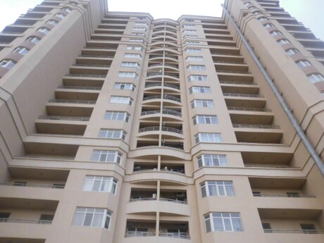 Объявление №4374142 - Баку, Наримановский  р., 700 м²