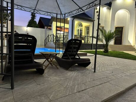 4 otaqlı həyət evi/bağ evi - Şüvəlan q. - 170 m²