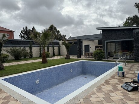 4 otaqlı həyət evi/bağ evi - Mərdəkan q. - 200 m²