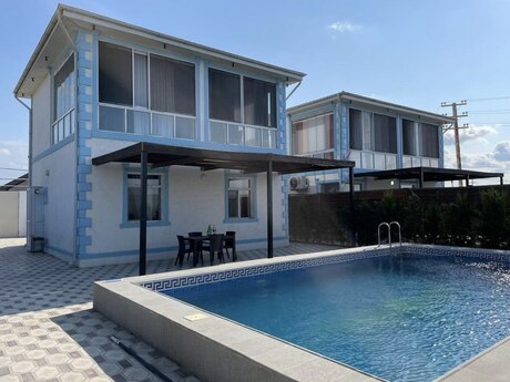 3 otaqlı həyət evi/bağ evi - Mərdəkan q. - 200 m²