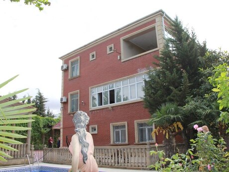 7-комн. дом/дача - Абшеронcкий  р. - 314 м²