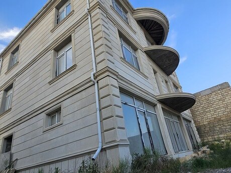 9 otaqlı həyət evi, 600 m², Badamdar: 800 000 ₼ 3