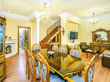 4 otaqlı köhnə tikili - 28 May m. - 140 m²