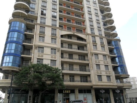 3 otaqlı yeni tikili - Elmlər Akademiyası m. - 159 m²