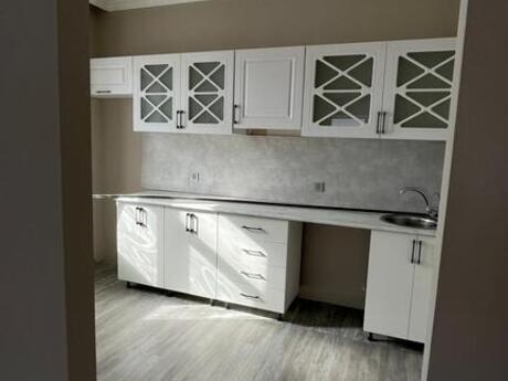 3 otaqlı həyət evi/bağ evi - Ceyranbatan q. - 80 m²