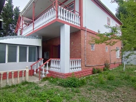 5 otaqlı həyət evi/bağ evi - Xudat - 200 m²