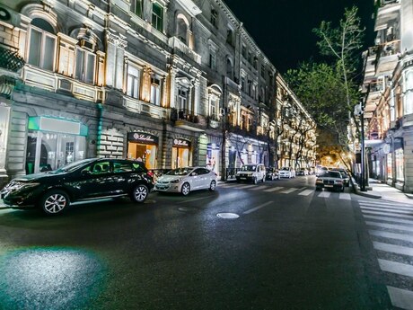 3 otaqlı köhnə tikili - Sahil m. - 90 m²