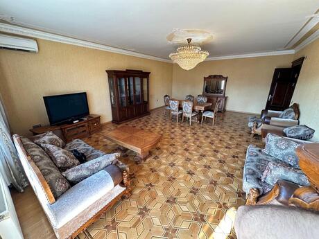 4 otaqlı yeni tikili - Nərimanov r. - 212 m²