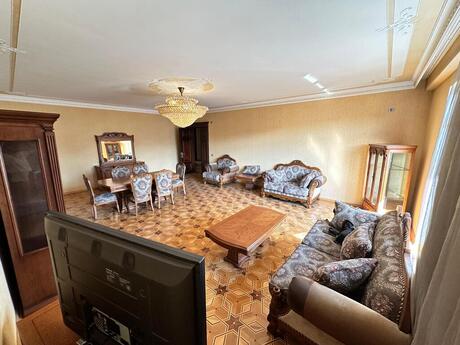 4 otaqlı yeni tikili - Nərimanov r. - 212 m²