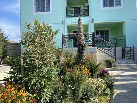 5 otaqlı həyət evi/bağ evi - Maştağa q. - 277 m²