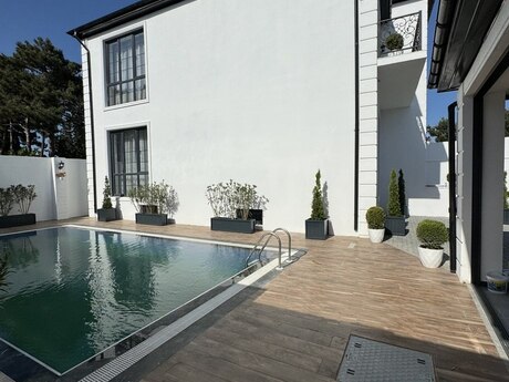 5 otaqlı həyət evi/bağ evi - Mərdəkan q. - 313 m²