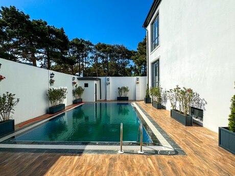 5 otaqlı həyət evi/bağ evi - Mərdəkan q. - 313 m²