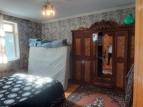 4 otaqlı həyət evi/bağ evi - Biləcəri q. - 120 m²