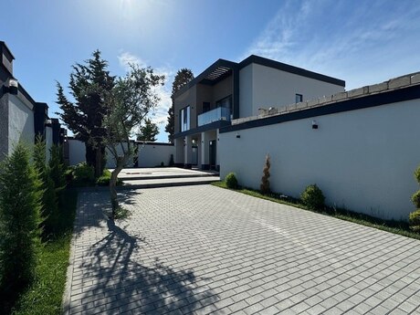 4 otaqlı həyət evi/bağ evi - Mərdəkan q. - 200 m²