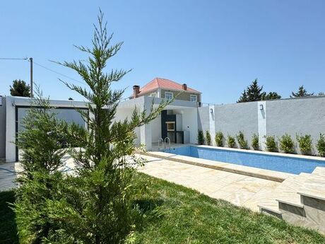 House with Garden, Villa For Sale