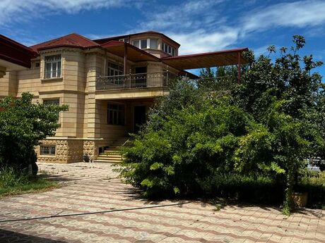 8 otaqlı həyət evi/bağ evi - Abşeron r. - 601 m²