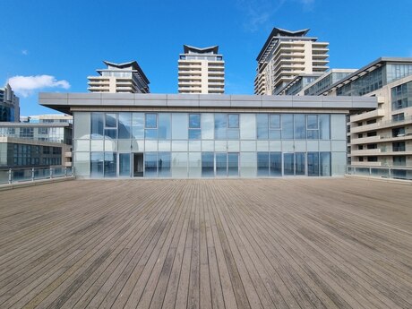 9 otaqlı yeni tikili - Səbail r. - 1050 m²