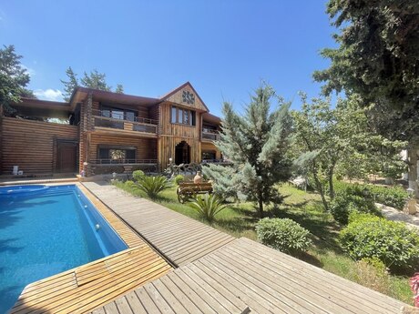7 otaqlı həyət evi/bağ evi - Fatmayı q. - 250 m²