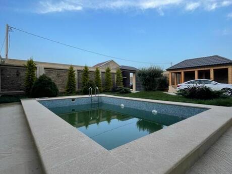 4 otaqlı həyət evi/bağ evi - Mərdəkan q. - 240 m²