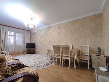 3 otaqlı köhnə tikili - Nəsimi m. - 95 m²