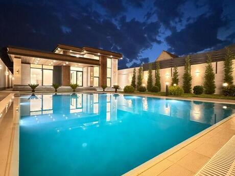 5 otaqlı həyət evi/bağ evi - Mərdəkan q. - 300 m²